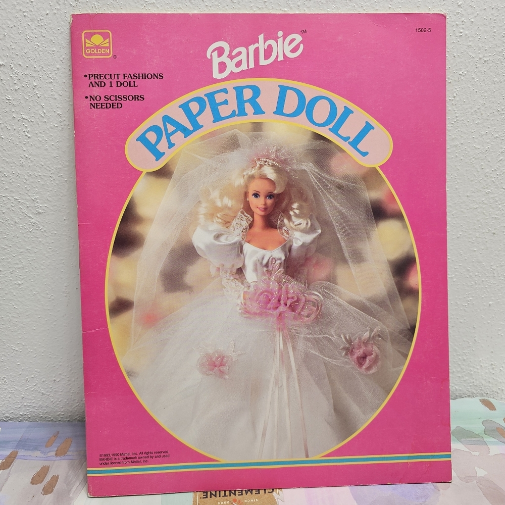 NEW Vintage 1993 Barbie Golden Paperdoll book Precut Fashions 1 Doll